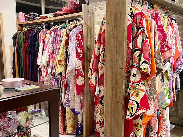 （寒川店店内※江の島店はオープン前のためイメージ）