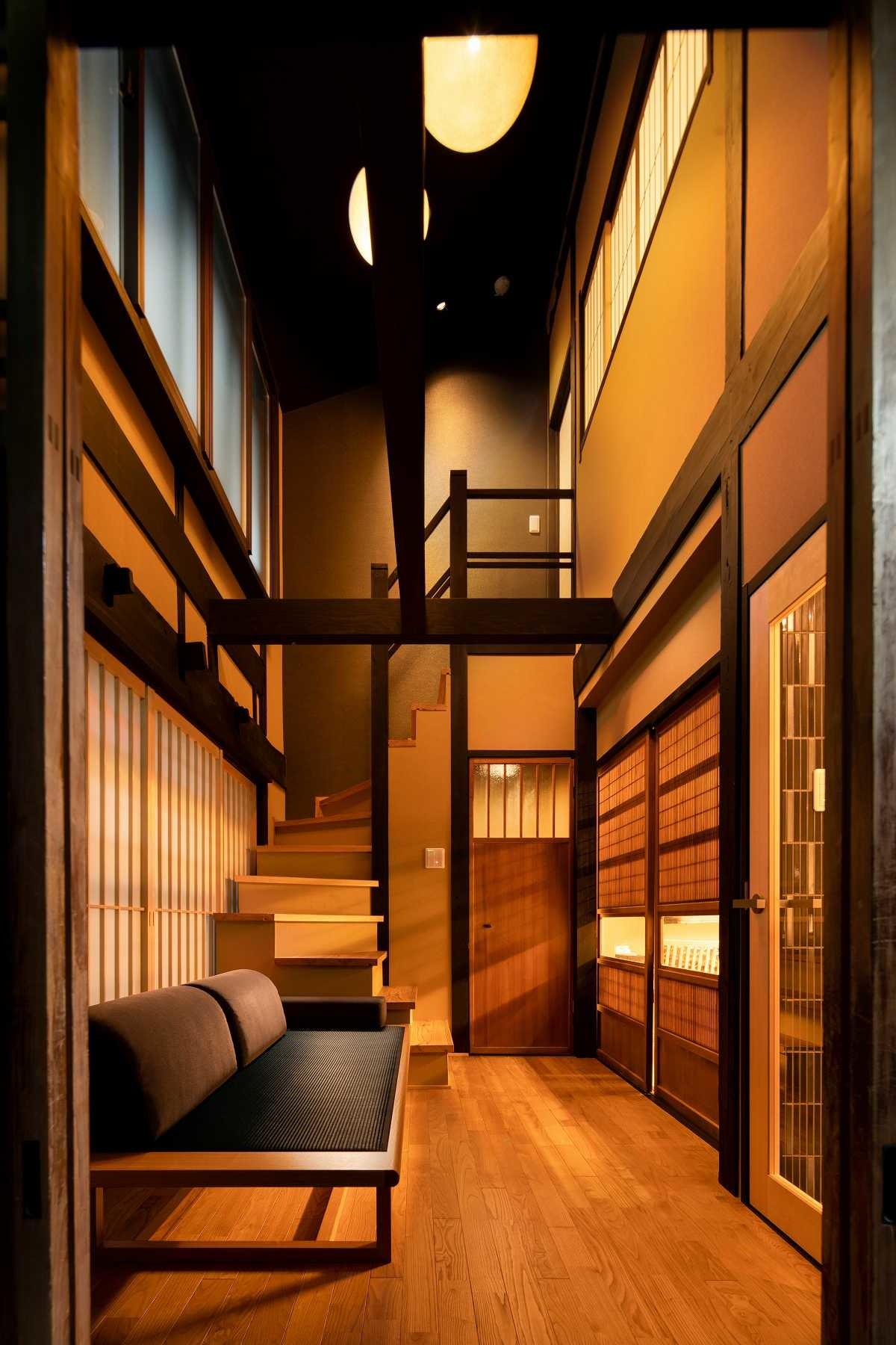 一日一組限定の一棟貸切宿「紡 Machiya Inn」