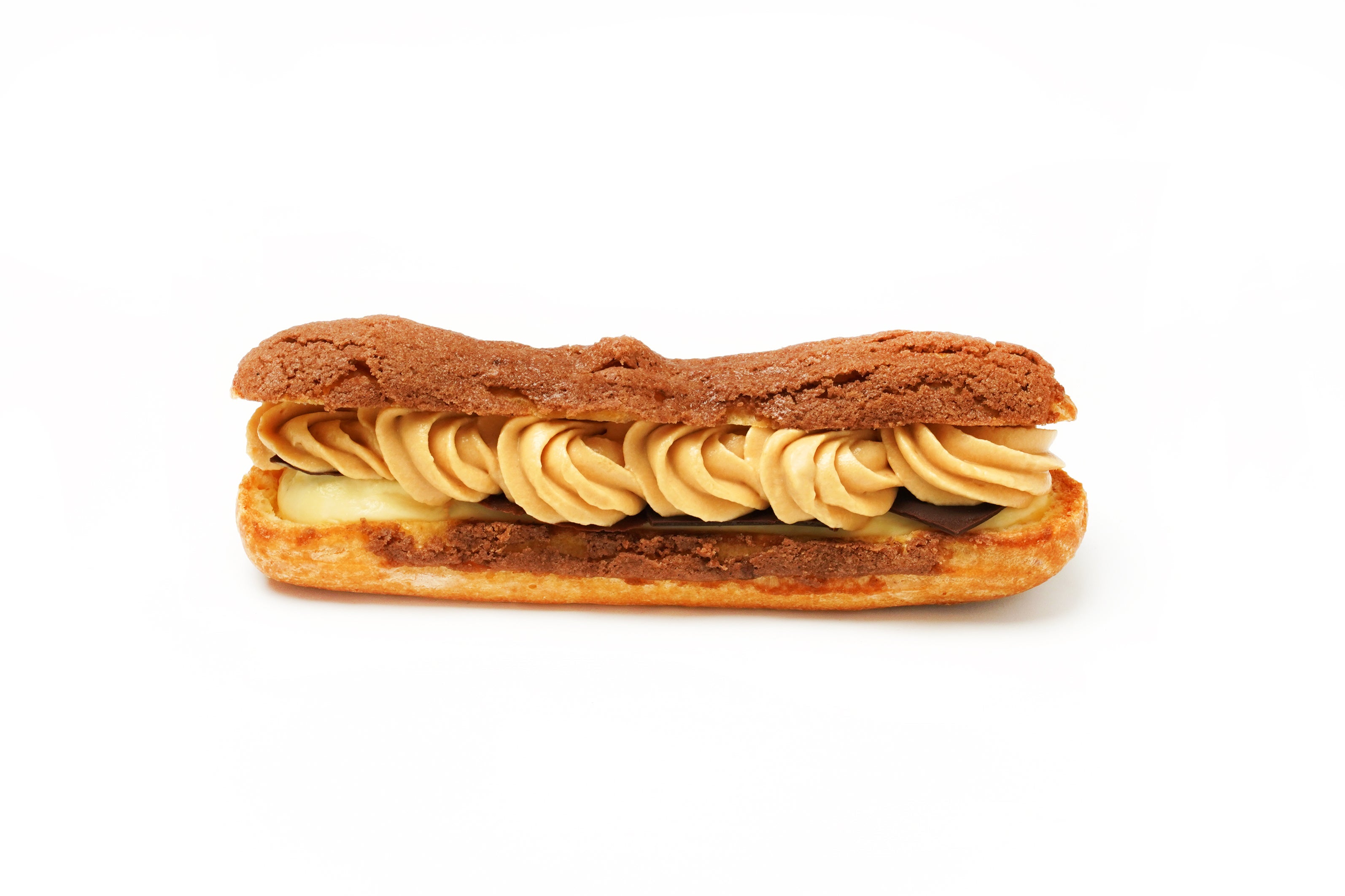 ＊長さが約14cmと大きめなのでデザートナイフとフォークで召し上がるのがおすすめ。