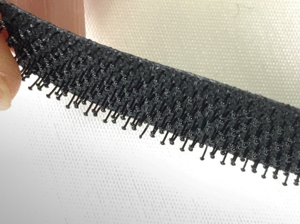 突起型のクシ歯