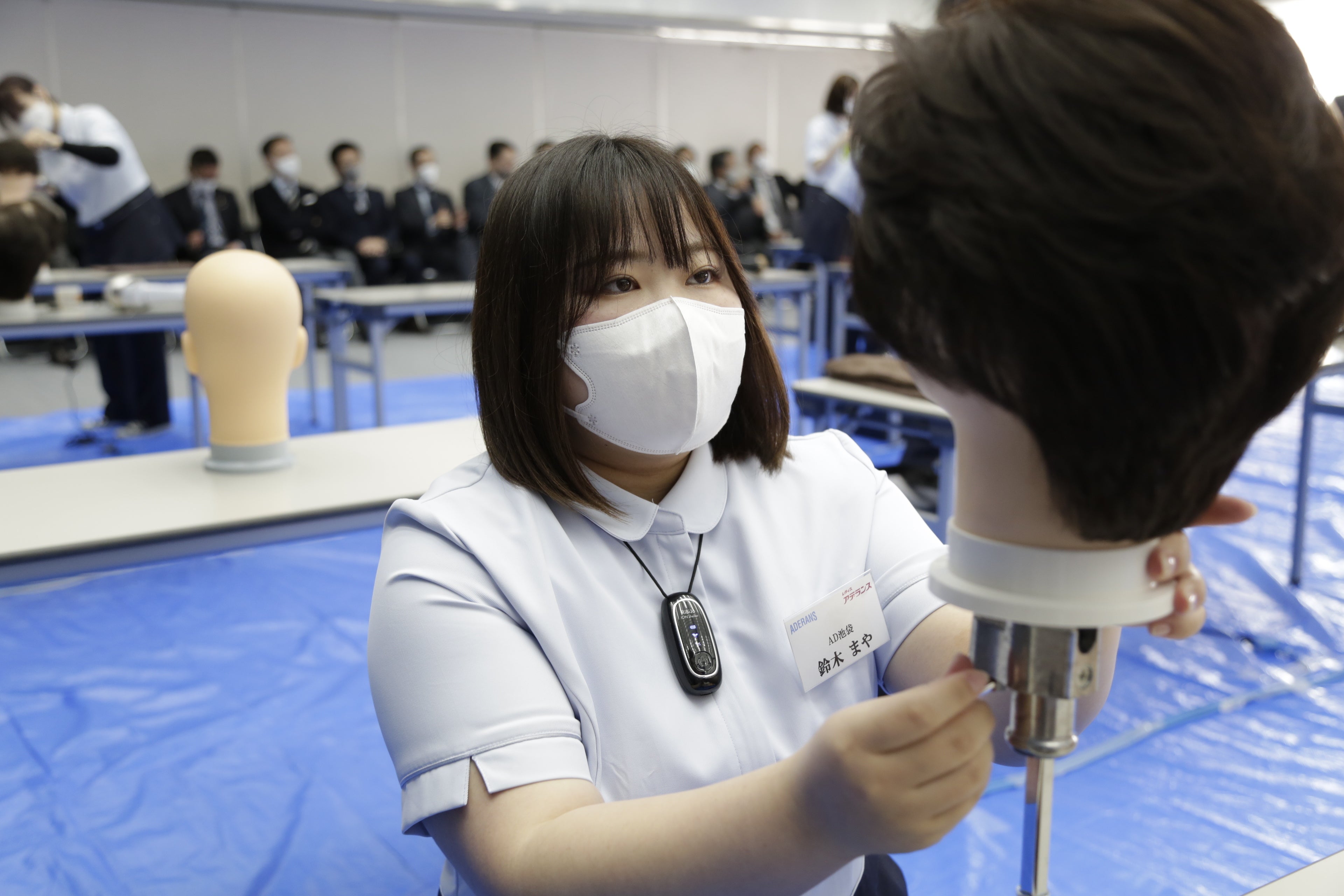 アデランス池袋　鈴木 まや