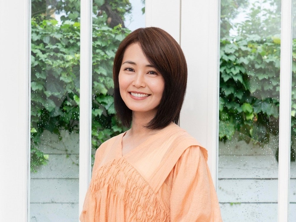 さっと着けられる※1 お手軽ウィッグ 軽やか＆ニュアンスメッシュ