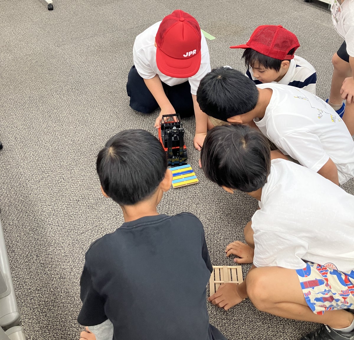色塗りしたパレットを運んでみた