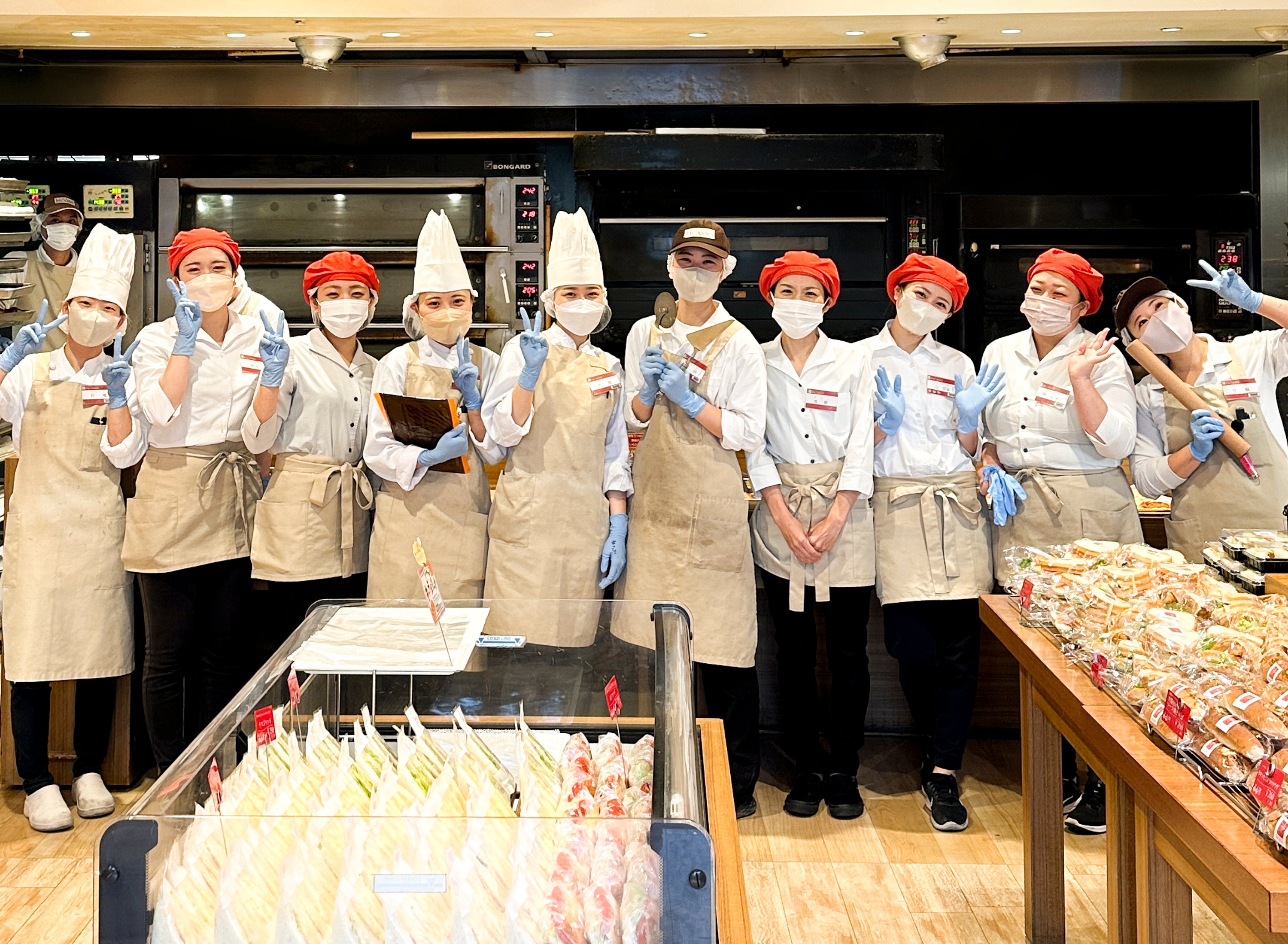 女性が活躍している職場_全体の約7割が女性