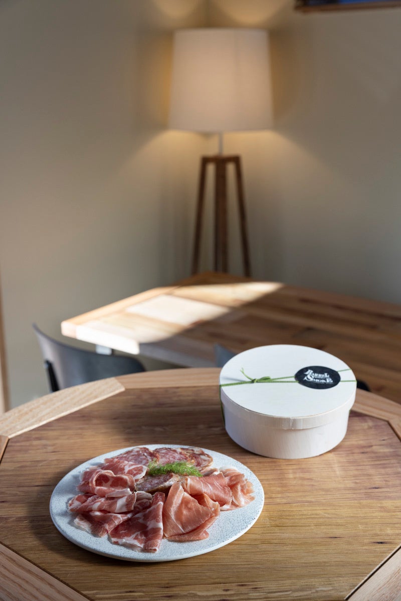 生ハムテイクアウト