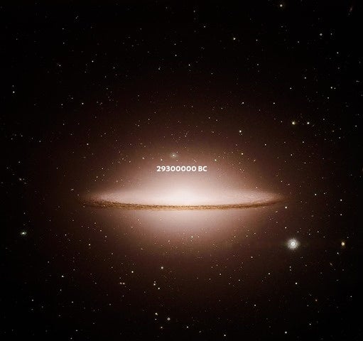 TIME 「Sombrero Galaxy M104」© Kensaku Kakimoto、天体画像提供:国立天文台