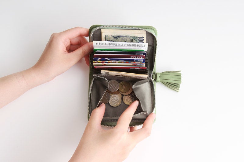 キャッシュレス時代でもカードは複数持ち歩く そんな女性のニーズに応えた 150度ガバッと開くハーフウォレット 新発売 セレクチュアー株式会社のプレスリリース キャッシュレス時代でもカードは複数持ち歩く そんな女性のニーズに応えた 150度ガバッと開くハーフウォレット 新発売 セレクチュアー株式会社のプレスリリース