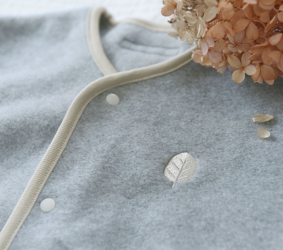 グレー×ベージュ