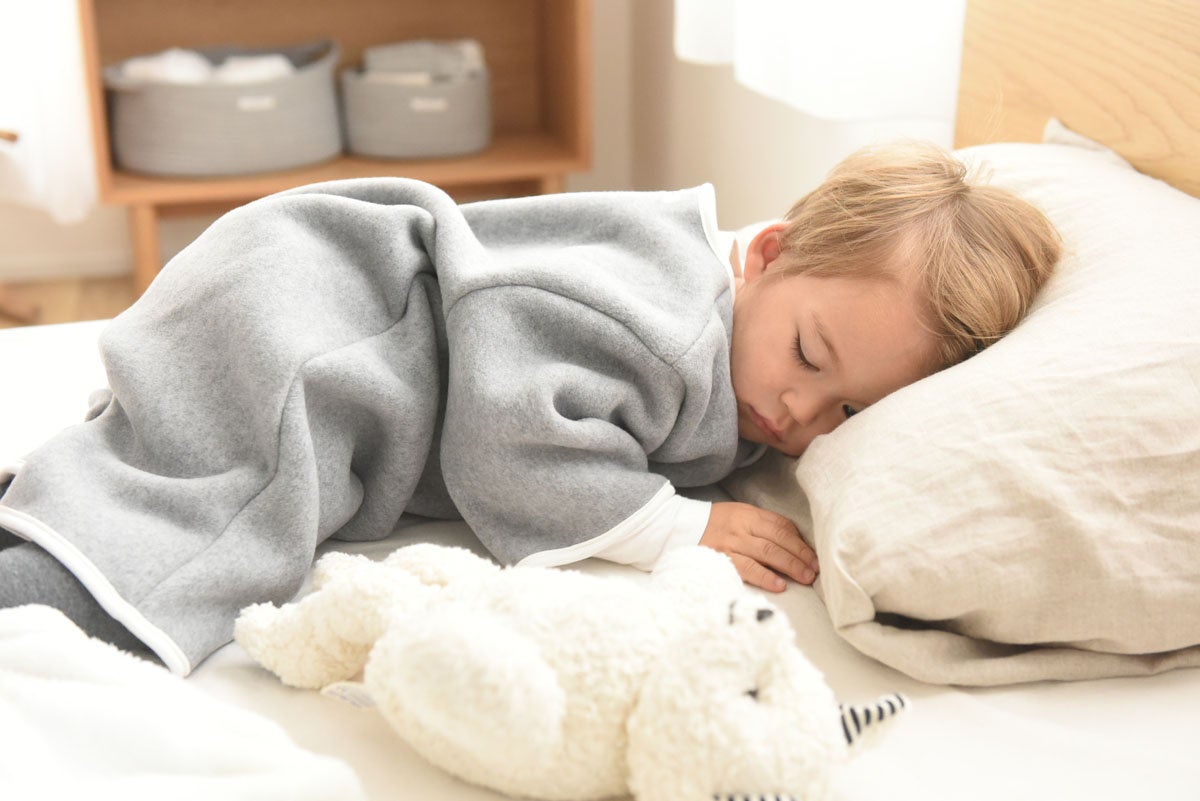 極厚生地と袖付きデザインでもっとぬくぬく