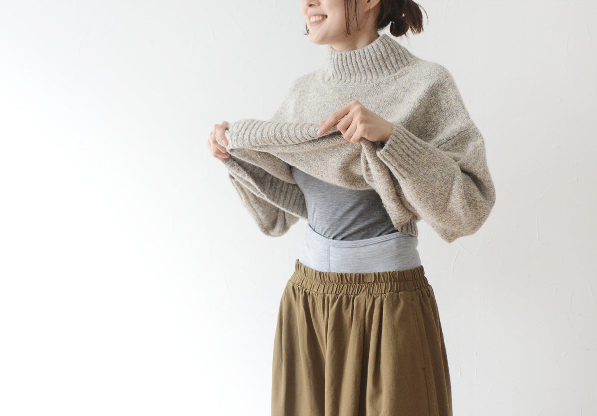 分厚すぎないから重ね着しやすい