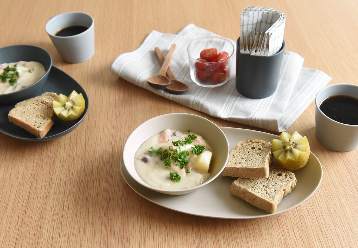 ボウルとオーバルプレート大の合わせ使いも◎