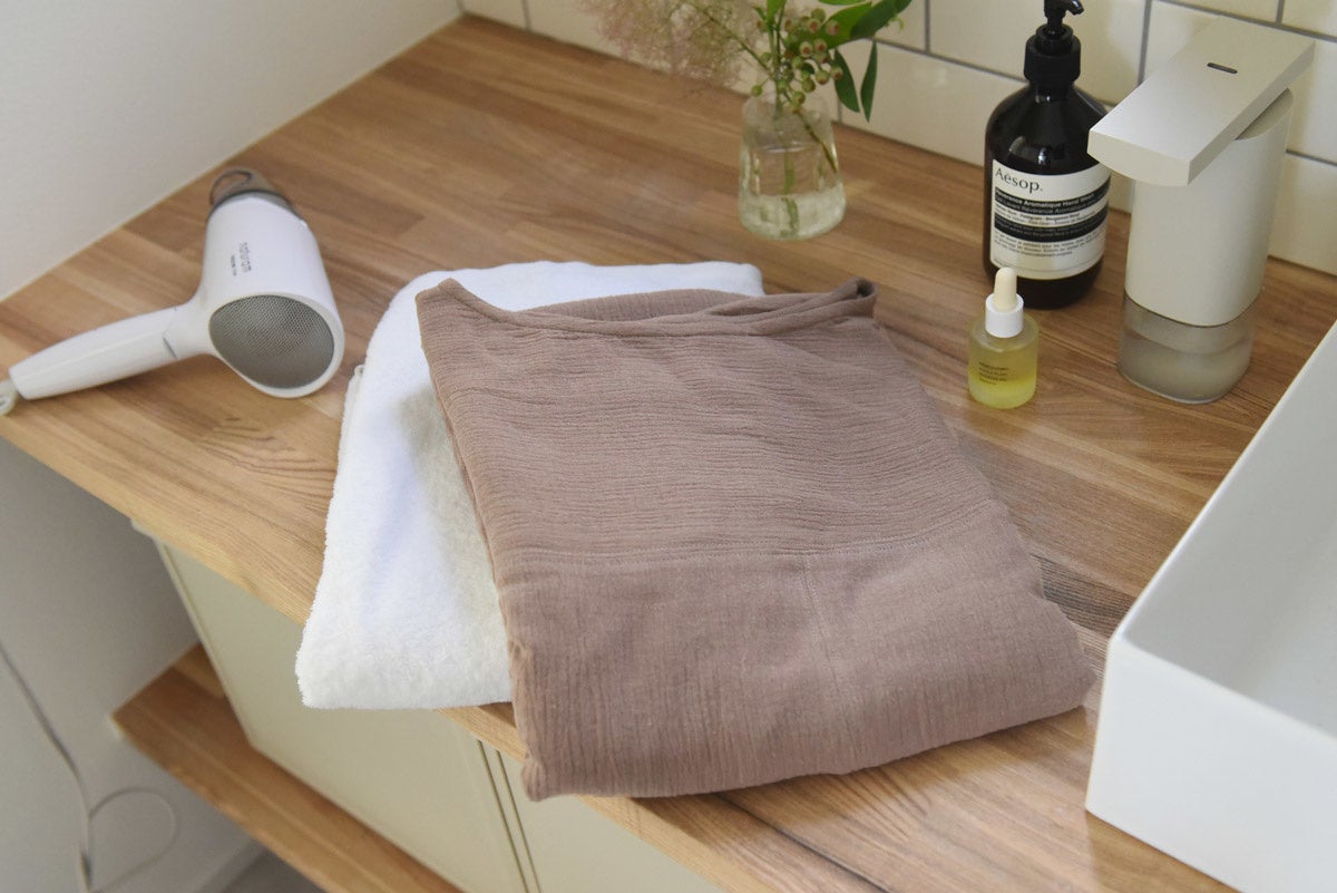 お風呂上りの汗だく問題に サッと着られるガーゼ素材の タオルワンピース 誕生 セレクチュアー株式会社のプレスリリース お風呂上りの汗だく問題に サッと着られるガーゼ素材の タオルワンピース 誕生 セレクチュアー株式会社のプレスリリース