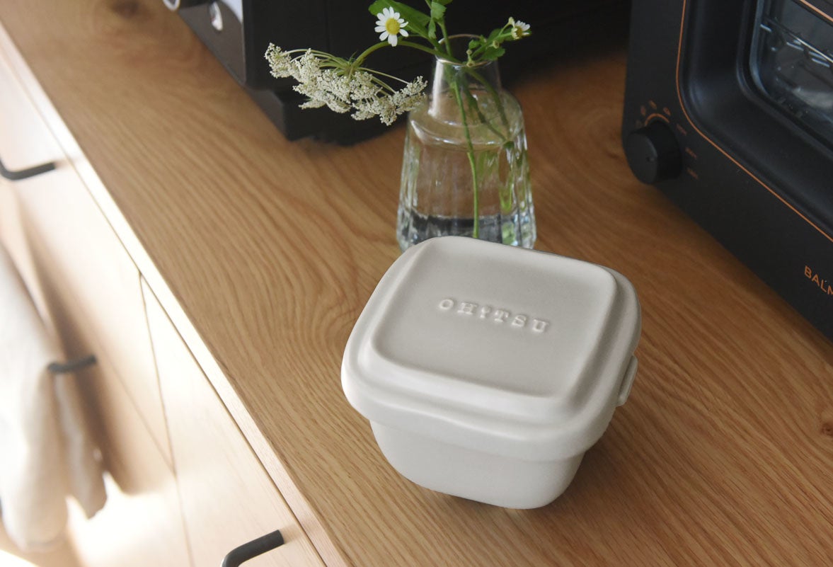 アンジェ web shop 22周年記念カラーに決定した「ライトグレー」。