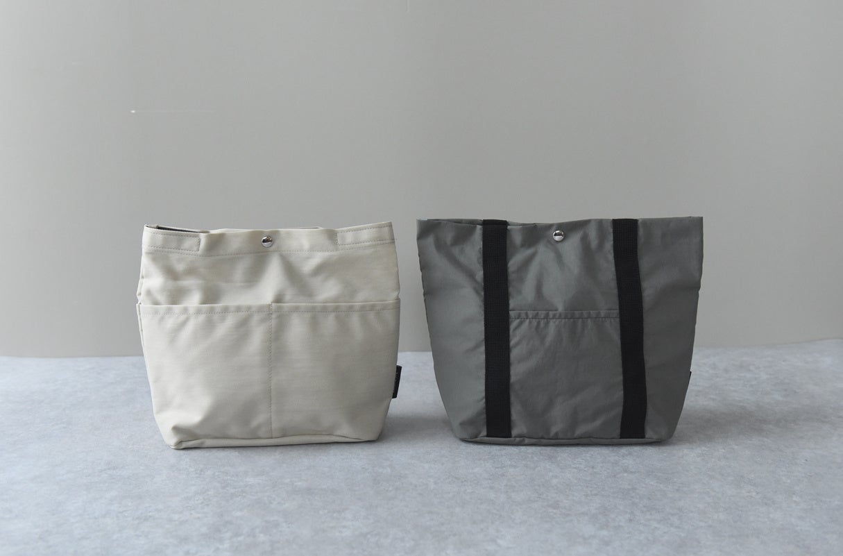 左：定番タイプ　右：新作の軽量タイプ