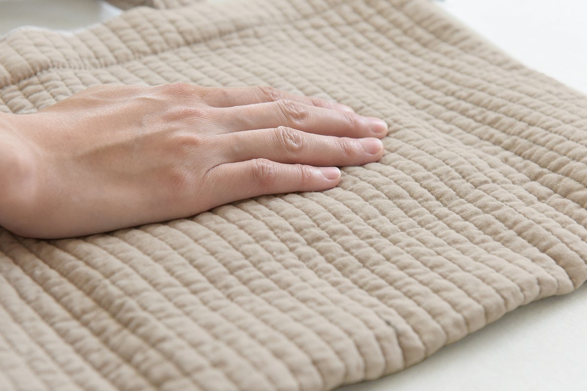 ナチュラルで手触りのよい風合い