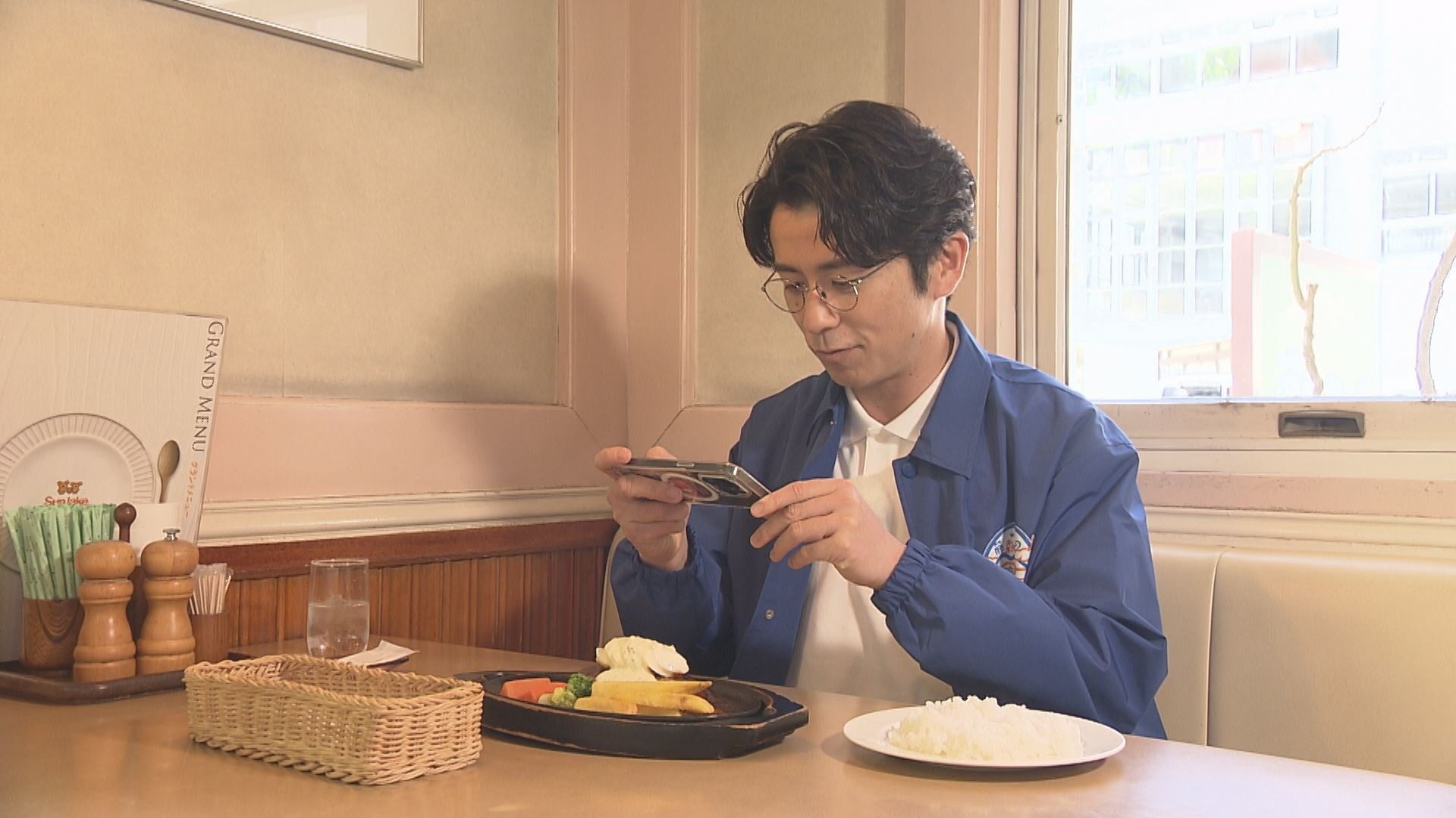 思い出のローカルファミリーレストランで一風変わったハンバーグを堪能