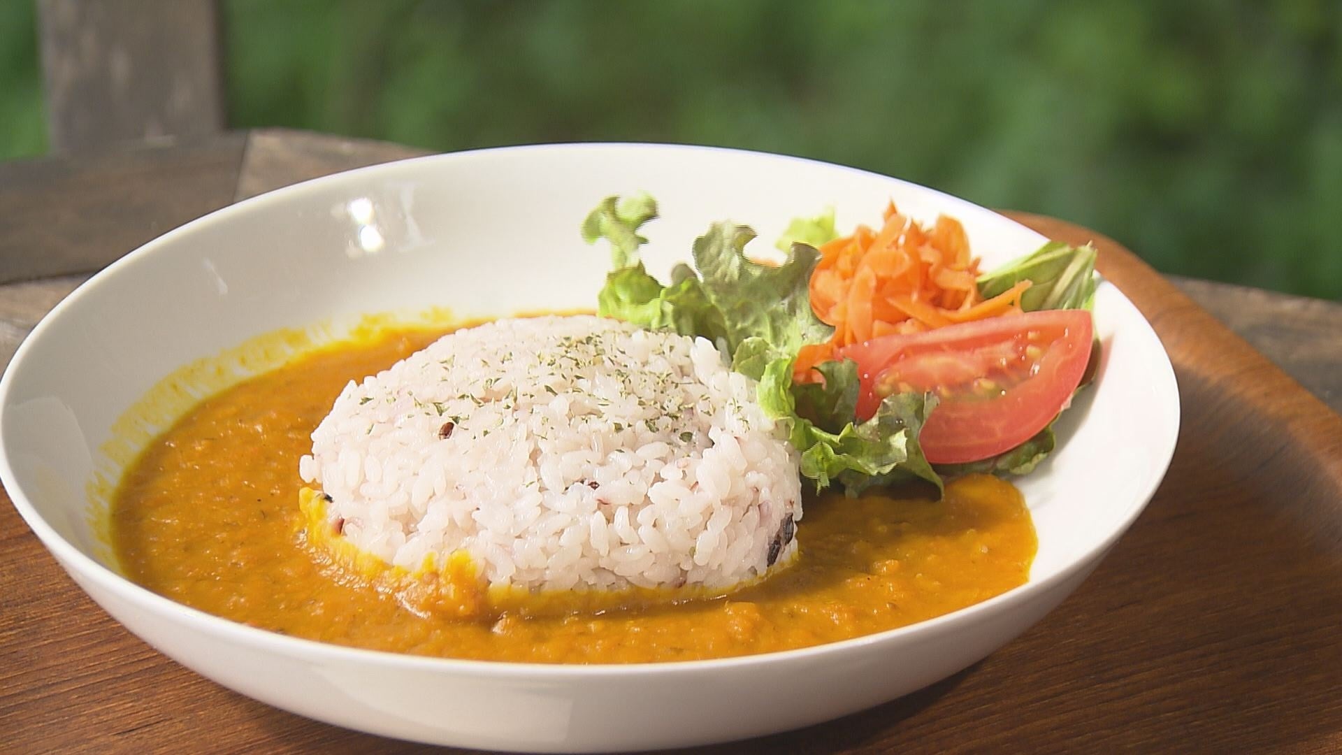 自家製&地元食材をふんだんに使用したスパイシーな絶品カレー!