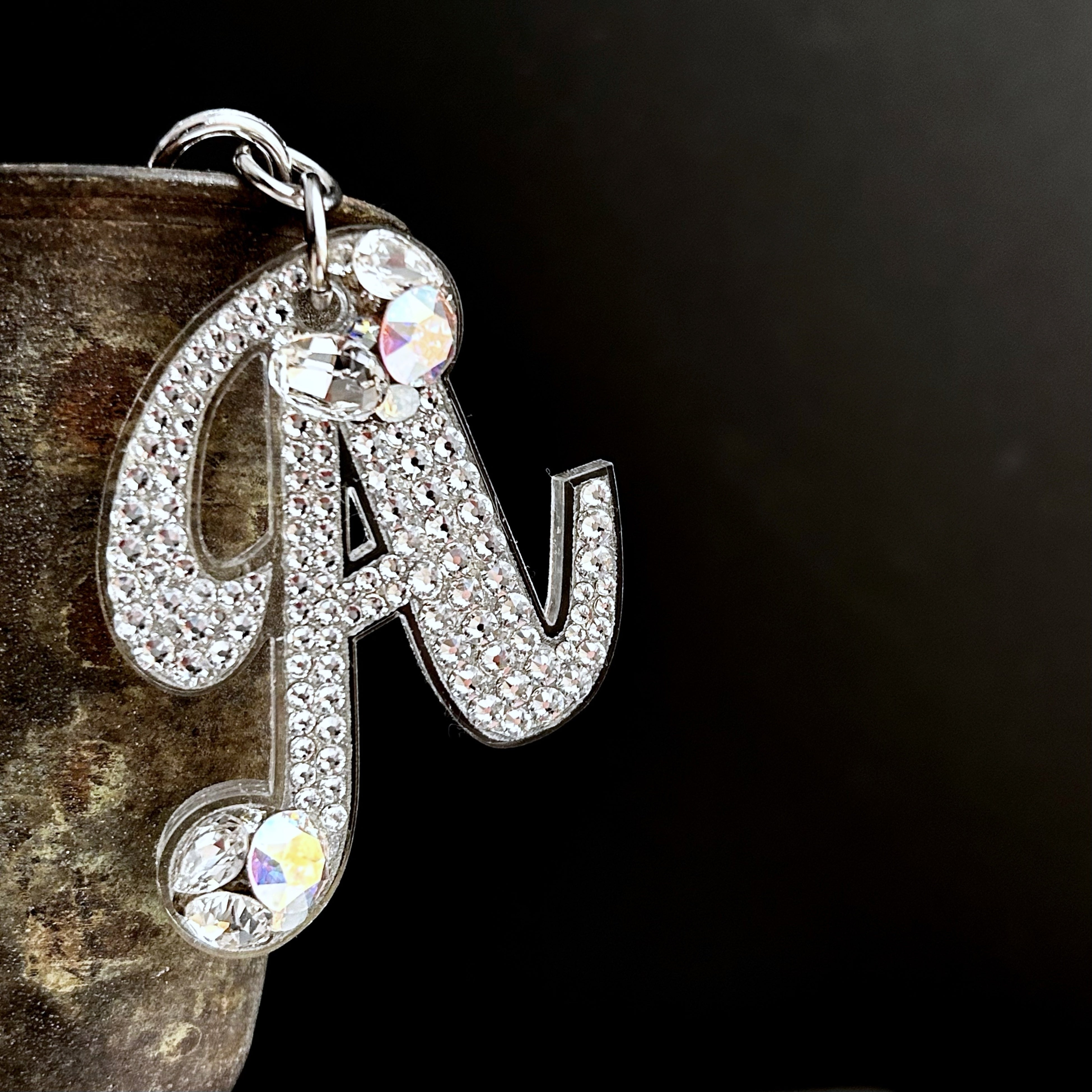 クリスタルチャーム