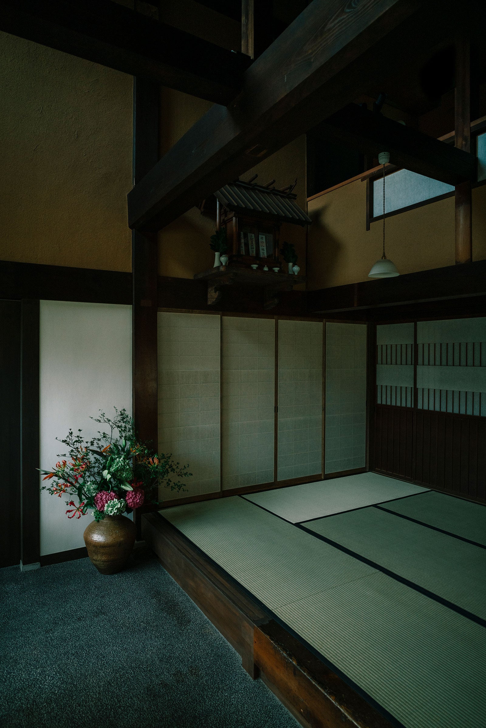 古い 飛騨高山 重要文化財 屋台(山車 )一位細工 大亮敬白　展示ケース付 高山祭屋台（日本遺産構成文化財）｜【公式】飛騨高山旅ガイド