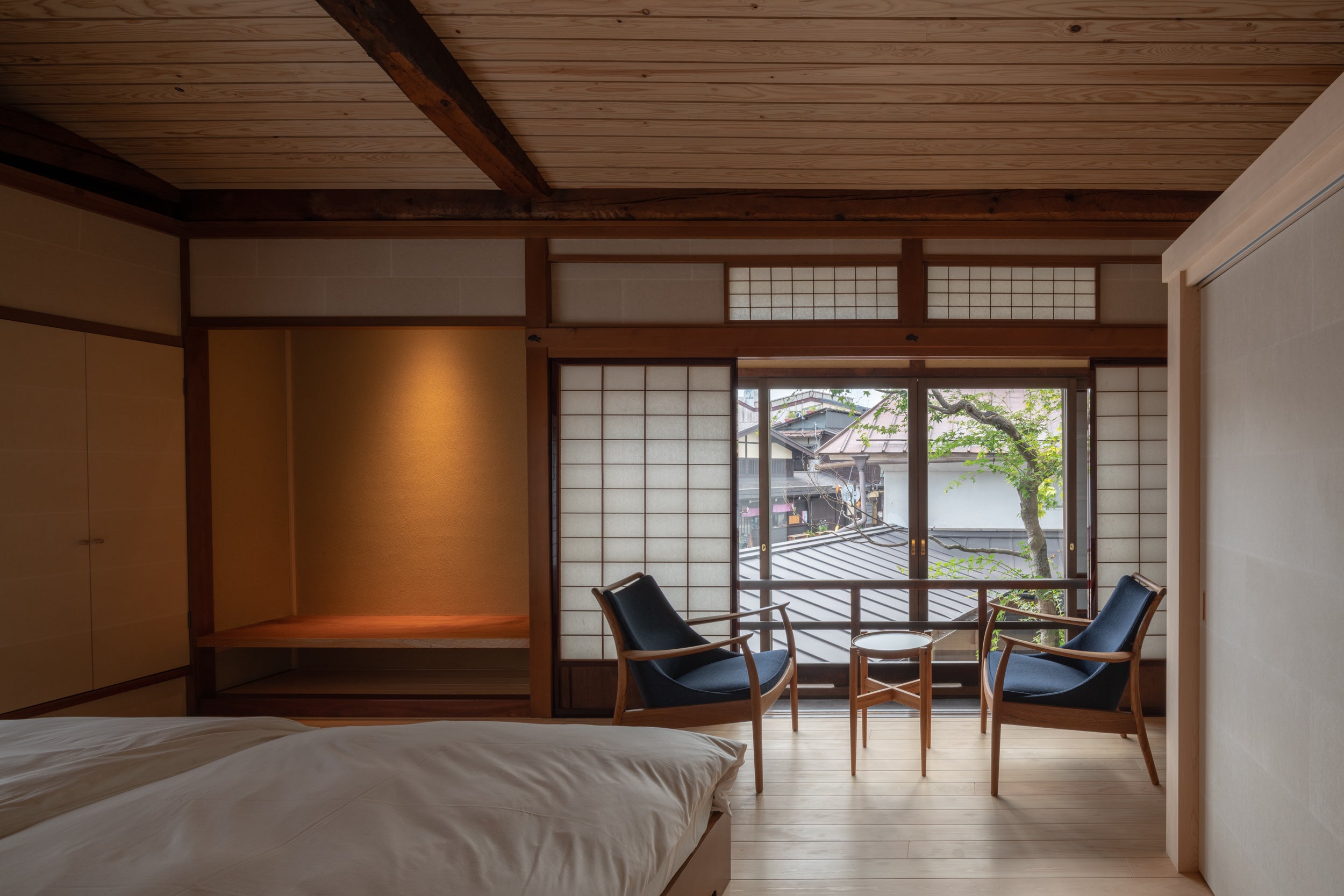 古い 飛騨高山 重要文化財 屋台(山車 )一位細工 大亮敬白　展示ケース付 103558-3-