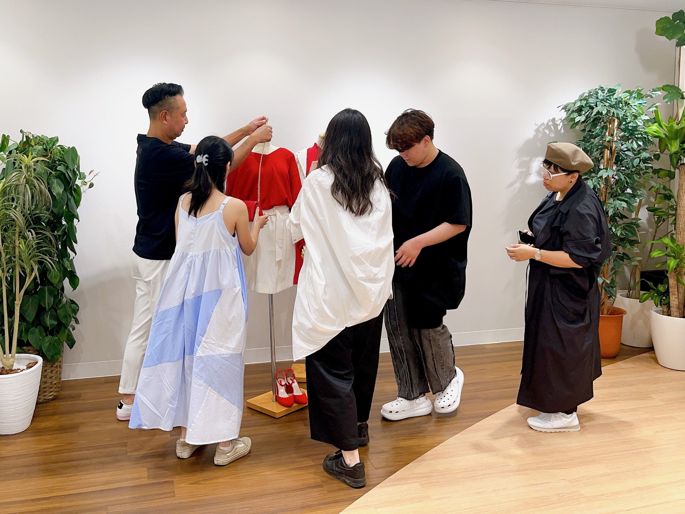 前半で学んだことを、自分たちの手で表現