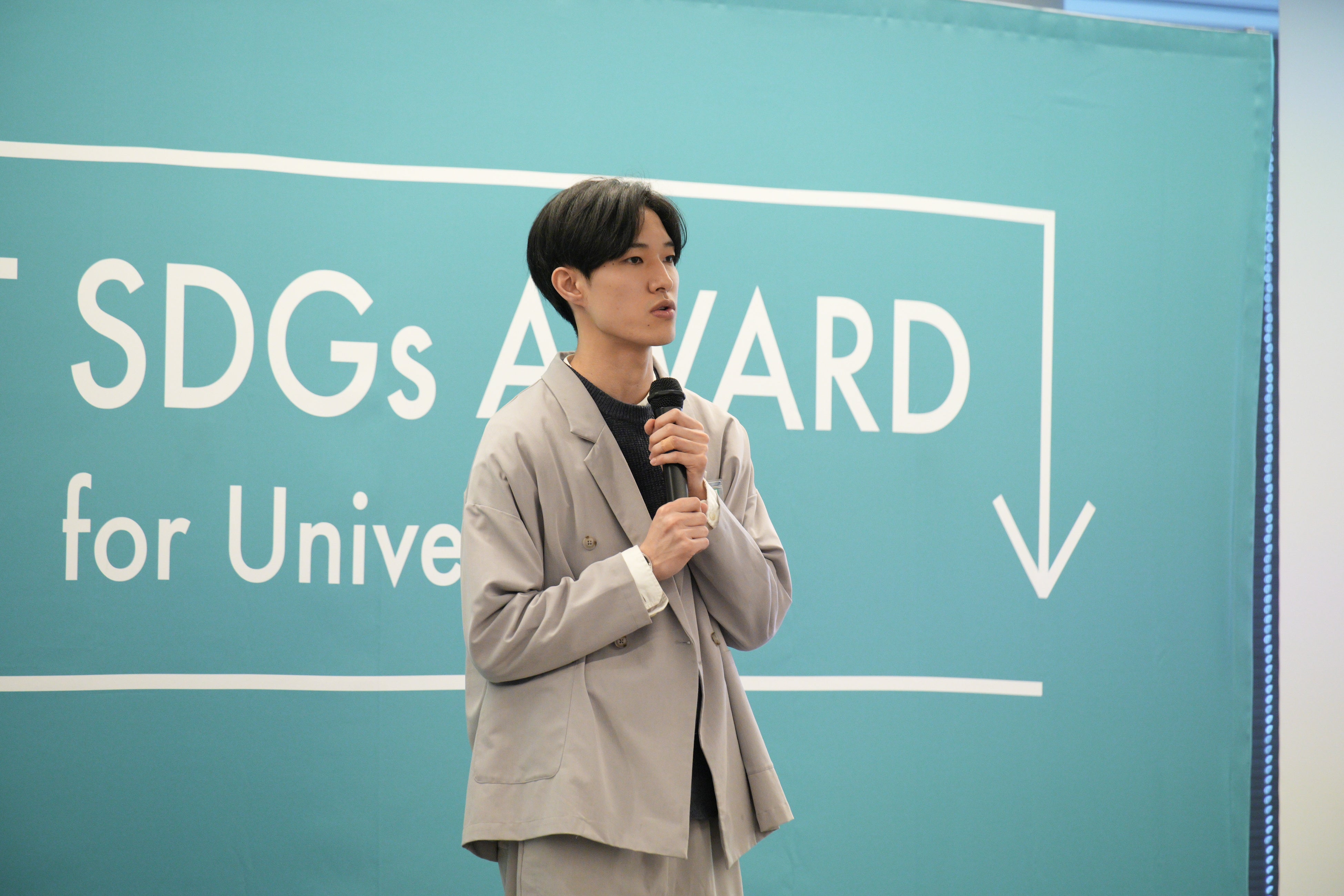 特別審査員賞・最優秀賞を受賞した KIT金沢工業大学 GYIs