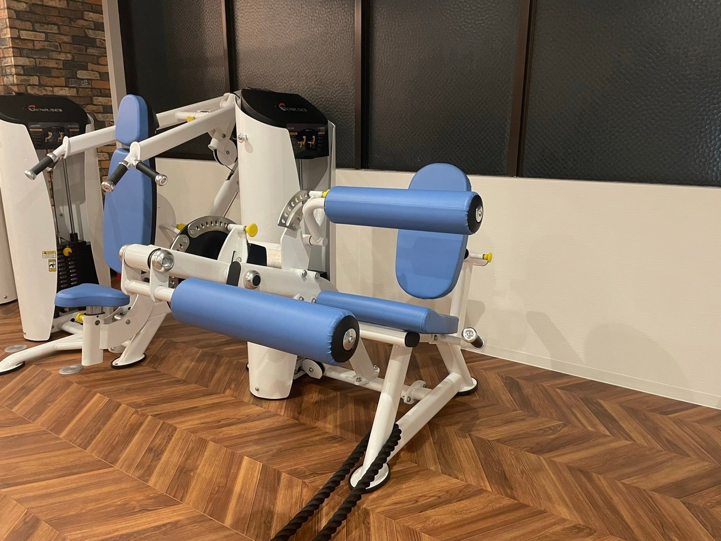 レッグエクステンション＆レッグカール