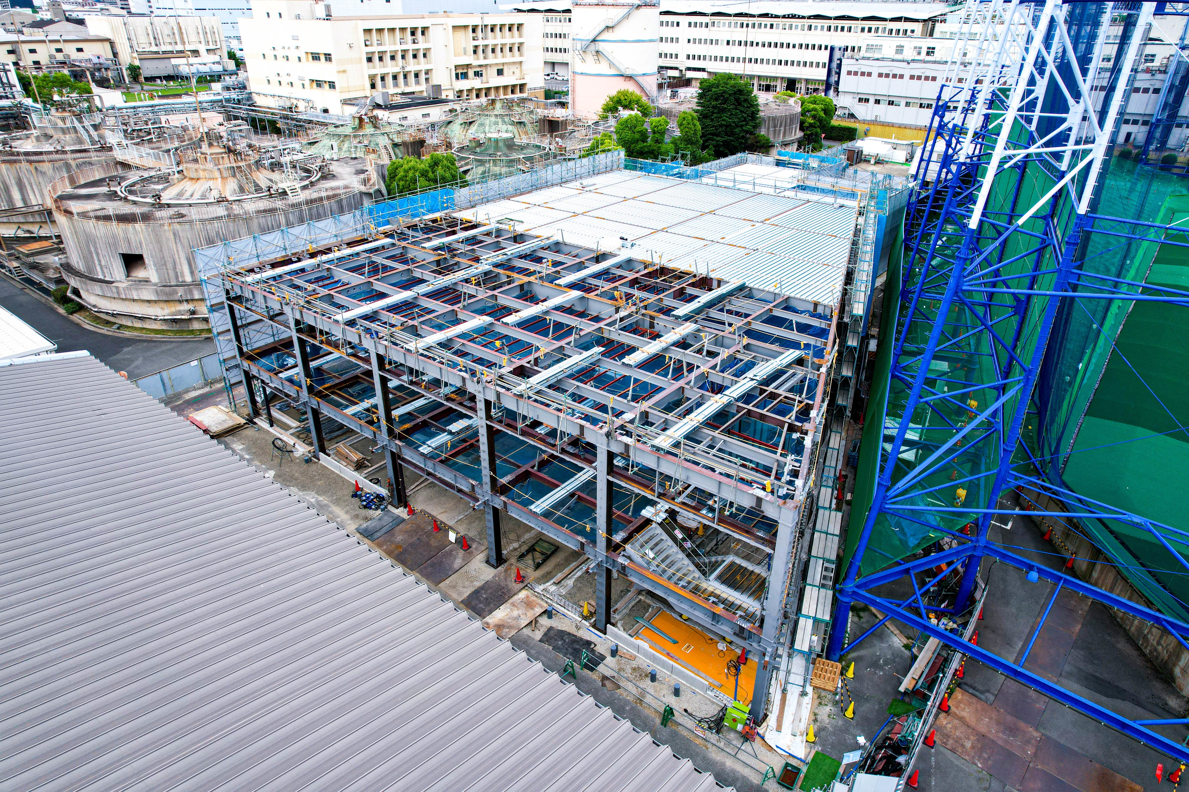 GORILLA　建設中　外観01