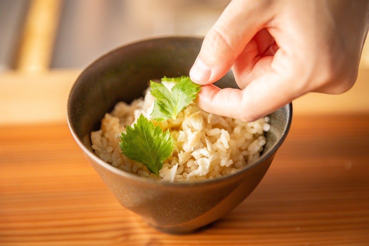 自家製鯛出汁を使った鯛めしも提供