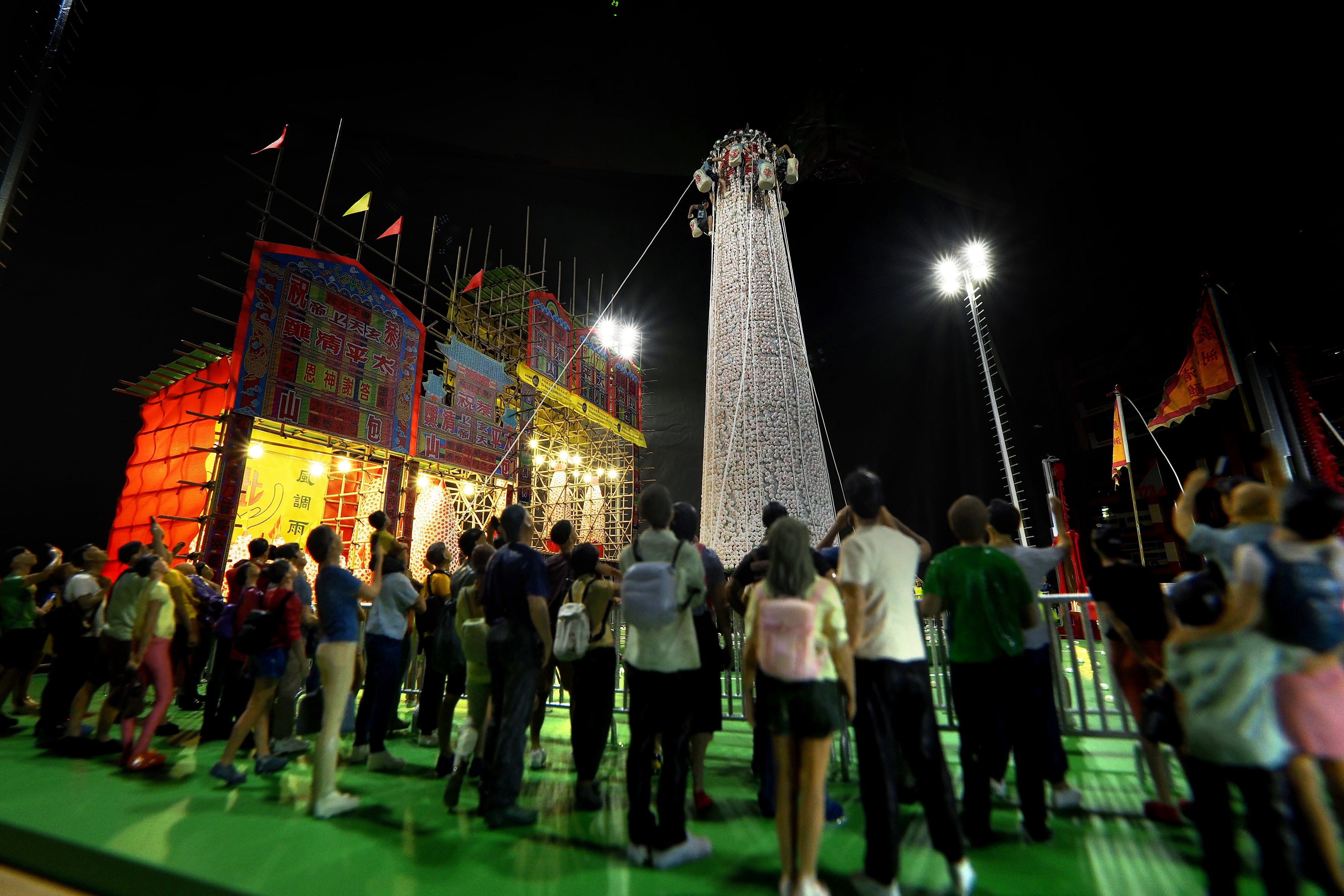 　「長洲島の饅頭祭り」