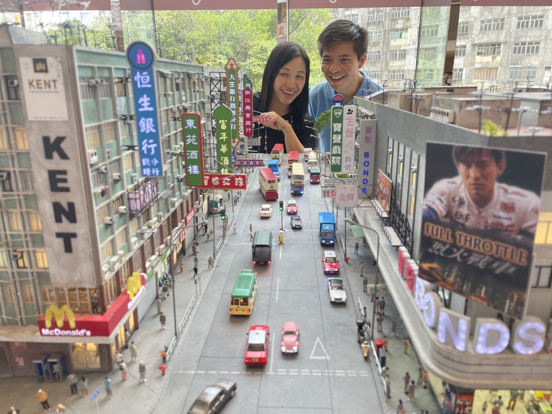 香港の伝統と文化に触れられる 香港ミニチュア展 展示作品の詳細 実演会実施決定 家族で 友だち同士で夏休みに楽しめるar体験 フォトスポットも 香港特別行政区政府 駐東京経済貿易代表部のプレスリリース 香港の伝統と文化に触れられる 香港ミニチュア展 展示作品の詳細 実演会実施決定 家族で 友だち同士で夏休みに楽しめるar体験 フォトスポットも 香港特別行政区政府 駐東京経済貿易代表部のプレスリリース