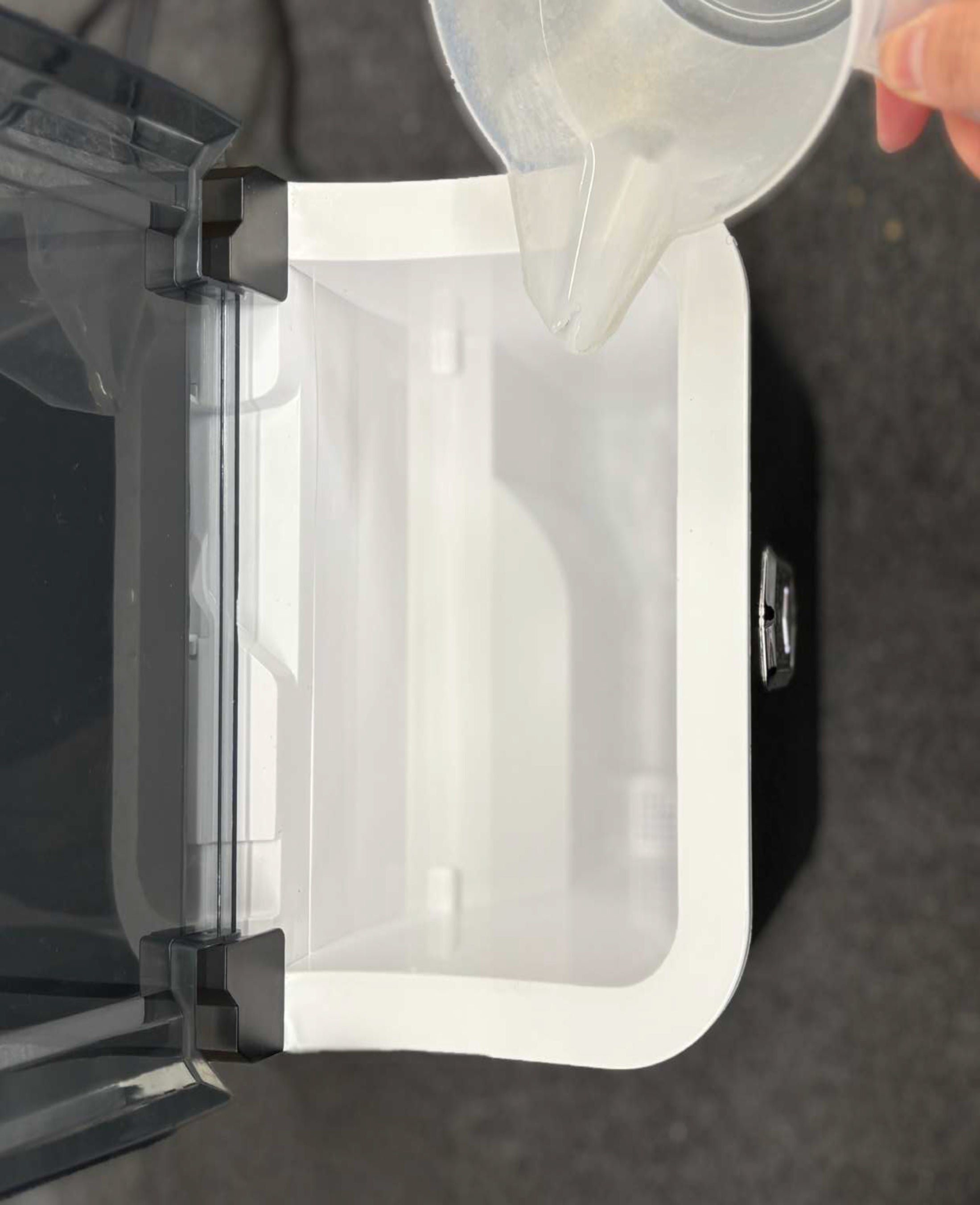 おうちで簡単にクラッシュアイスが作れる「ROOMMATE® 高速製氷機