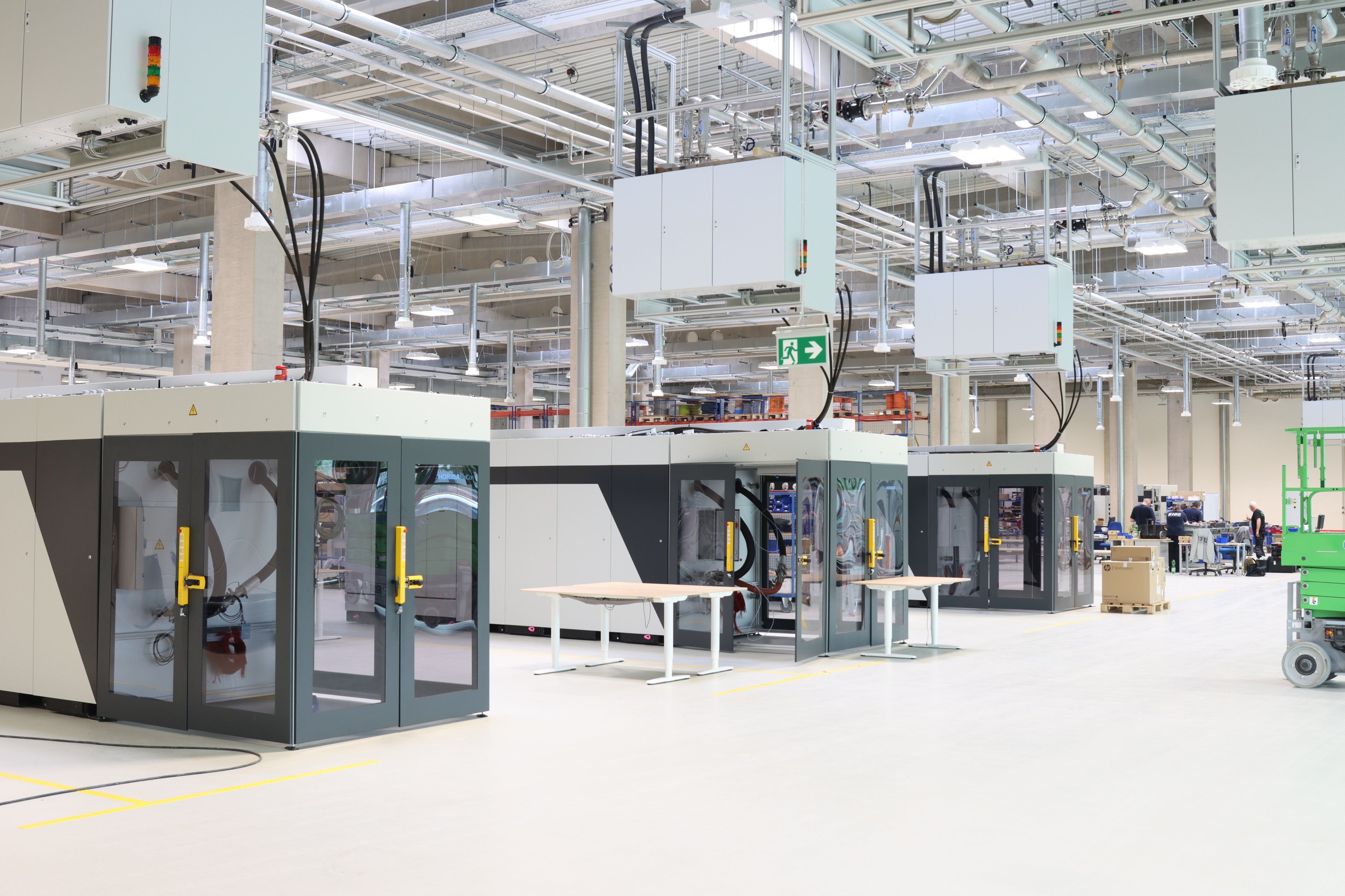 バッテリー、燃料電池、エレクトロライザー評価装置「Evaluator」シリーズの製造ライン2