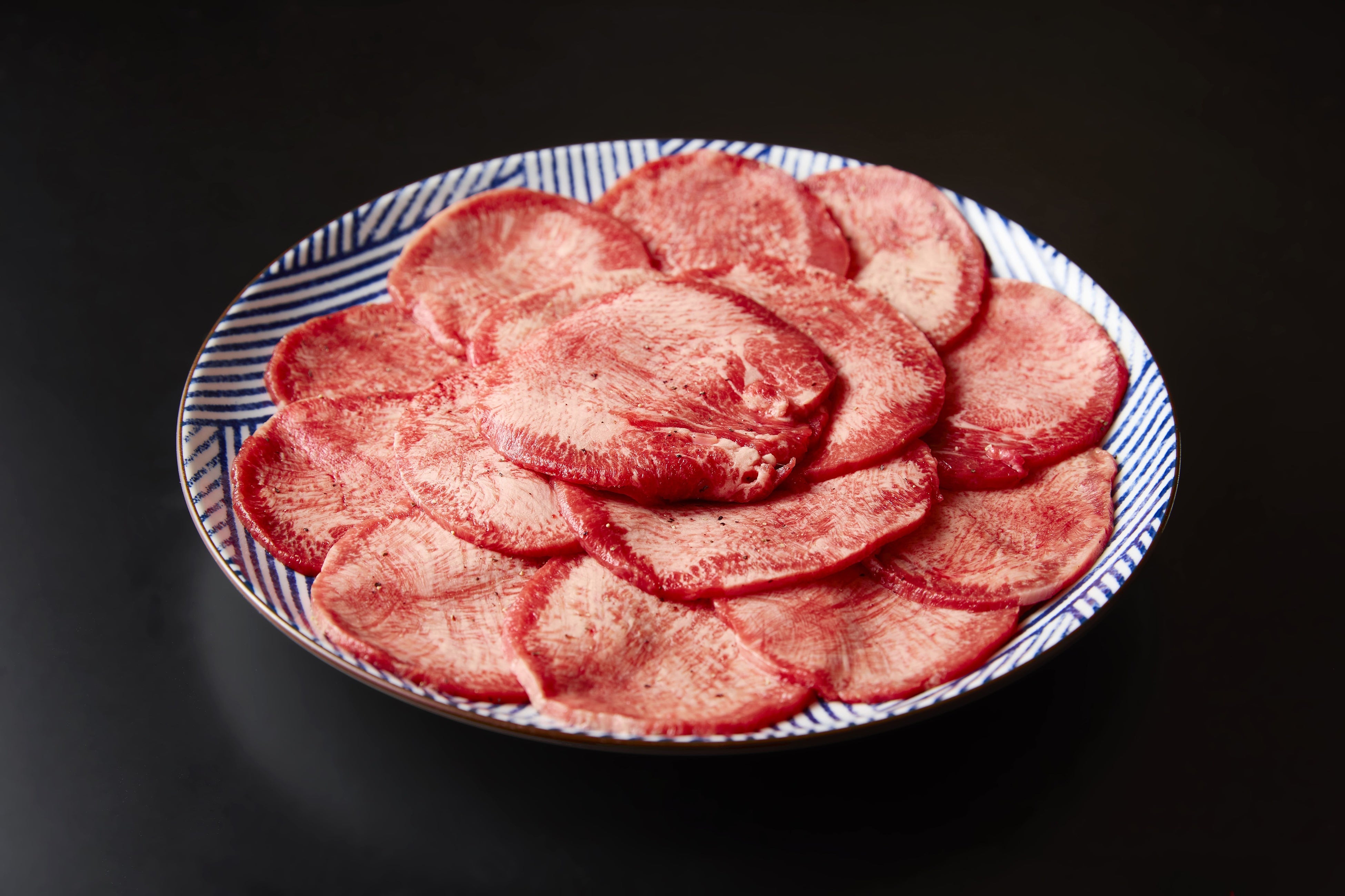 上タン塩焼き　990円