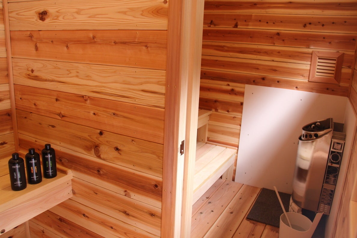贅沢なプライベート空間で、本格的なフィンランド式サウナをお楽しみください。