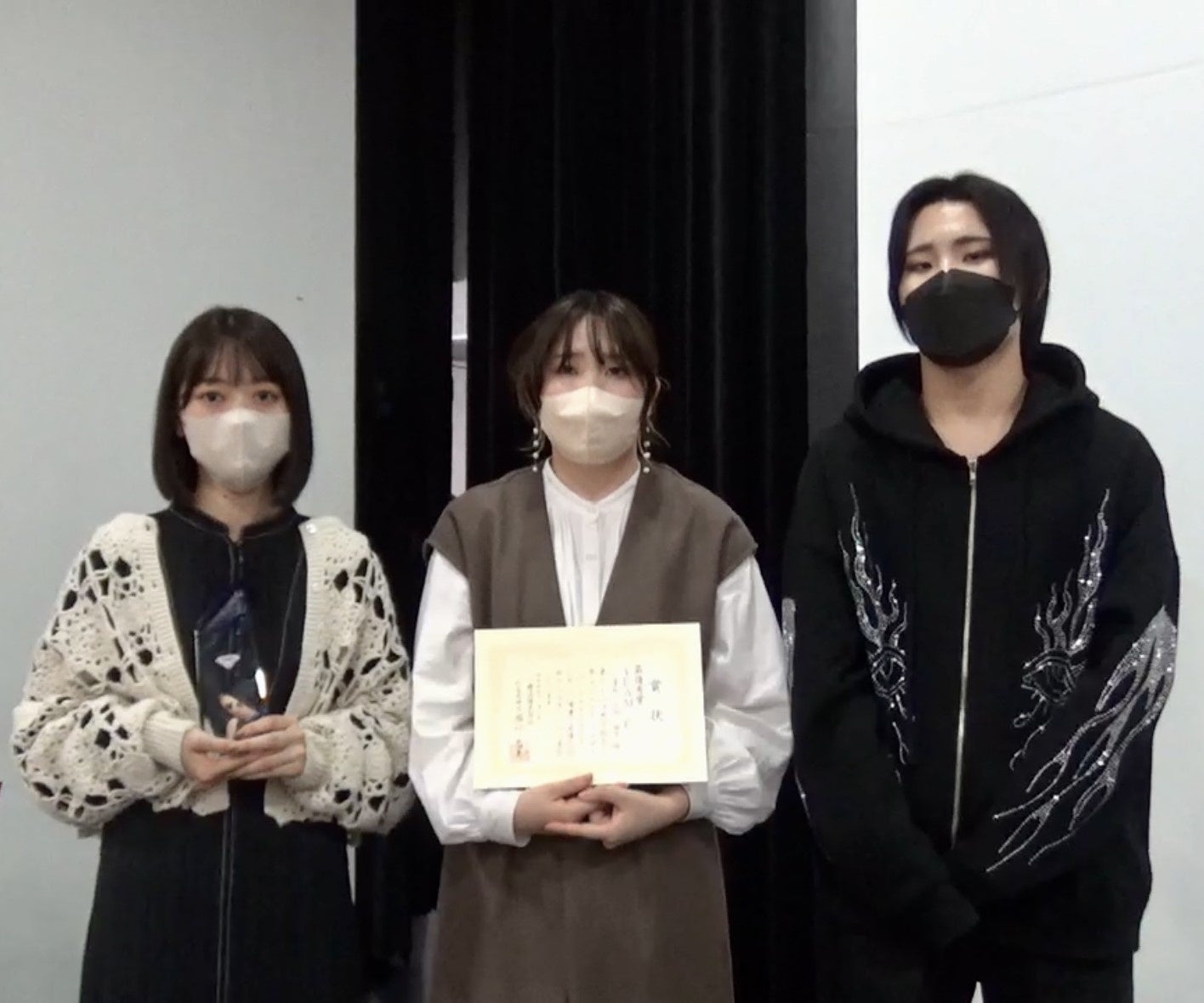 最優秀賞：チームF（塩平日和・清水優香・山田大樹）