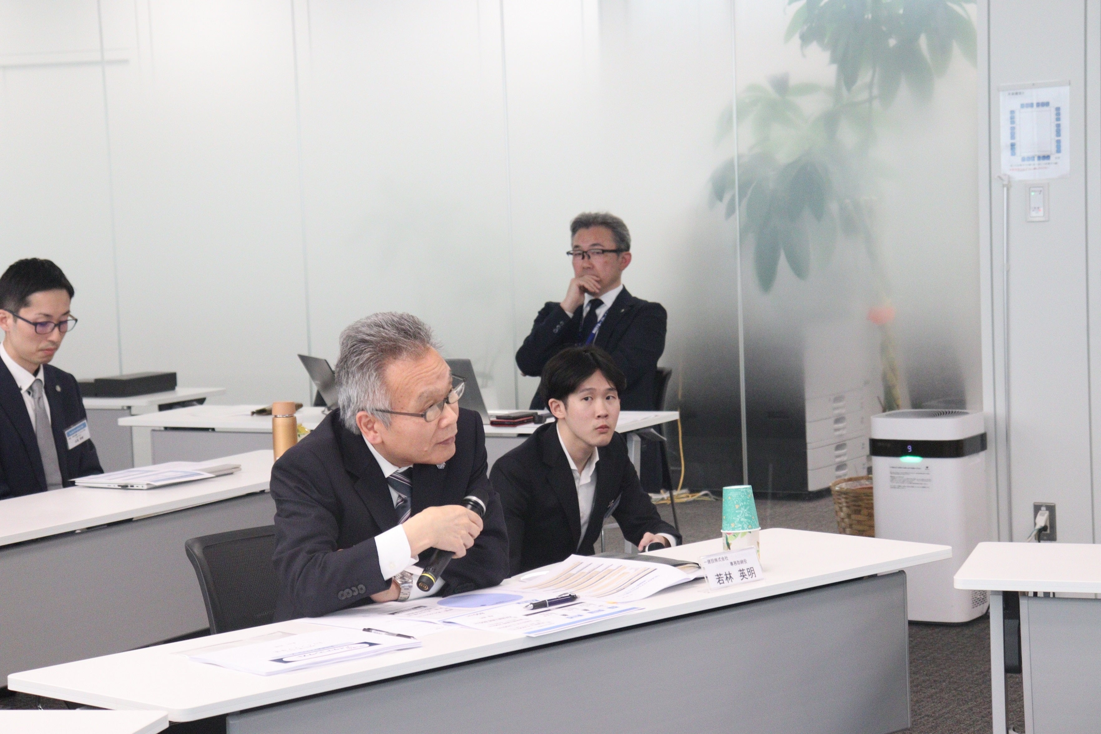 はじめのアイデアコンテスト最終発表会の様子