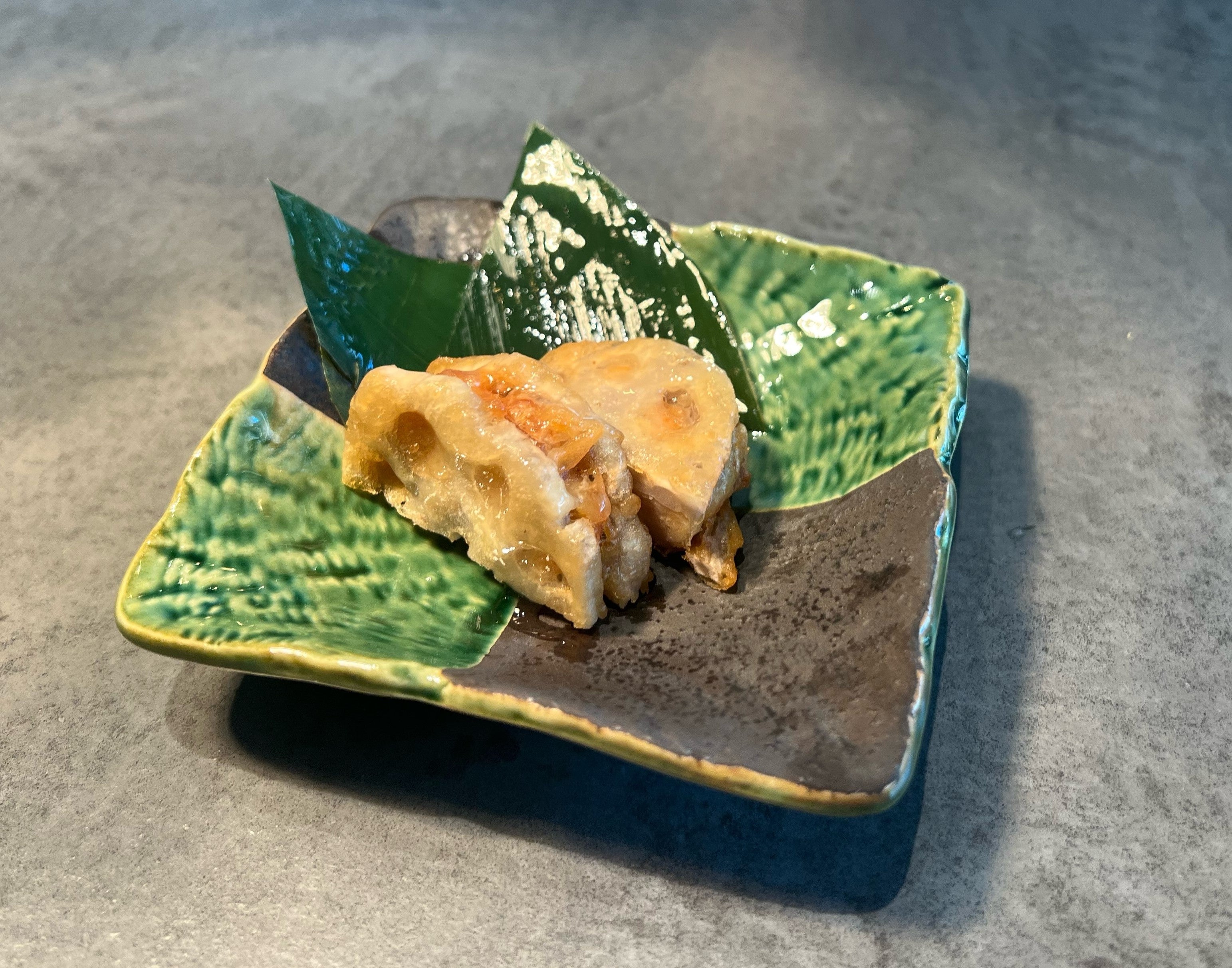 鶏つみれの蓮根挟み揚げ