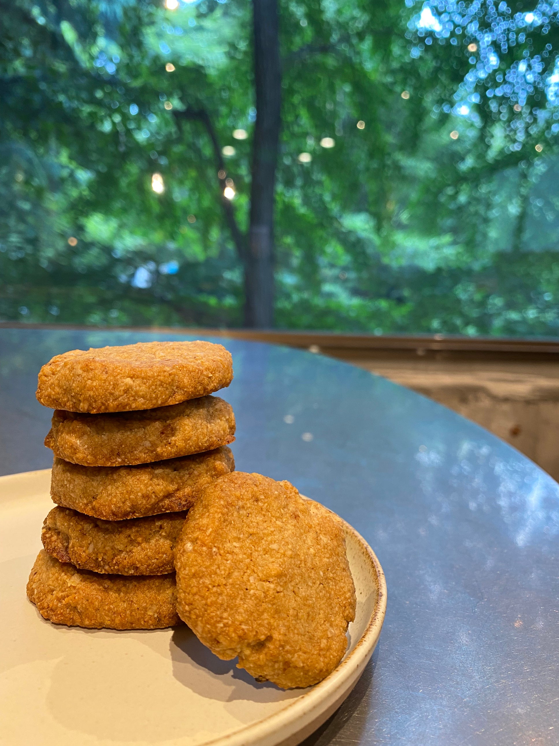「ウシオチョコラトル」のチョコを使用したレモンクッキー