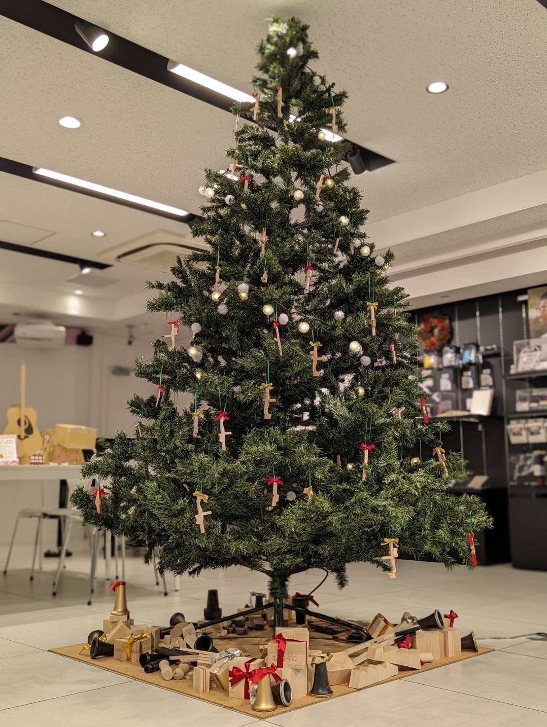 ヤマハミュージック 名古屋店のクリスマスツリー（2022年）