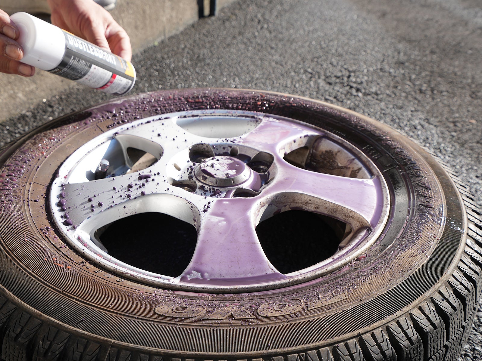 左半分に施工、右半分は未施工