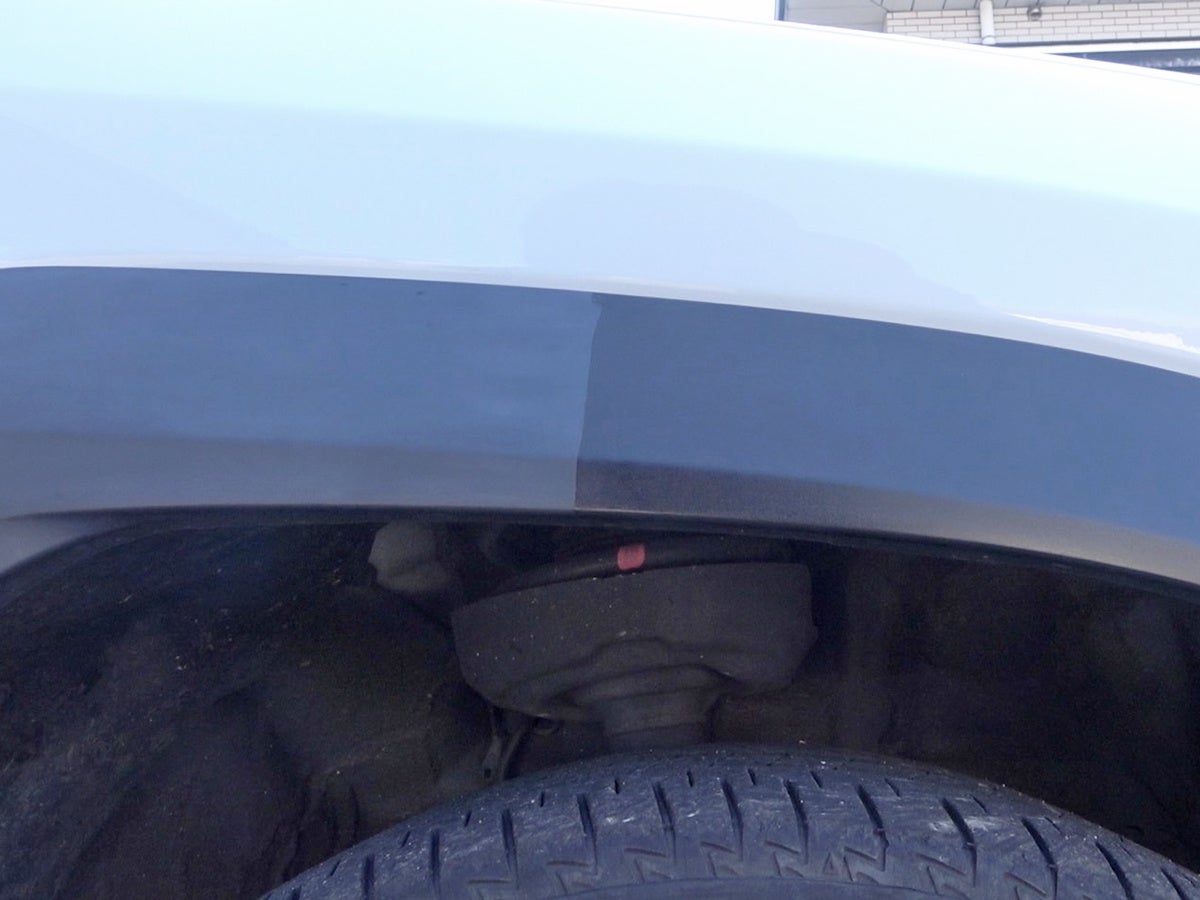 トリムリペアを右半分だけ施工