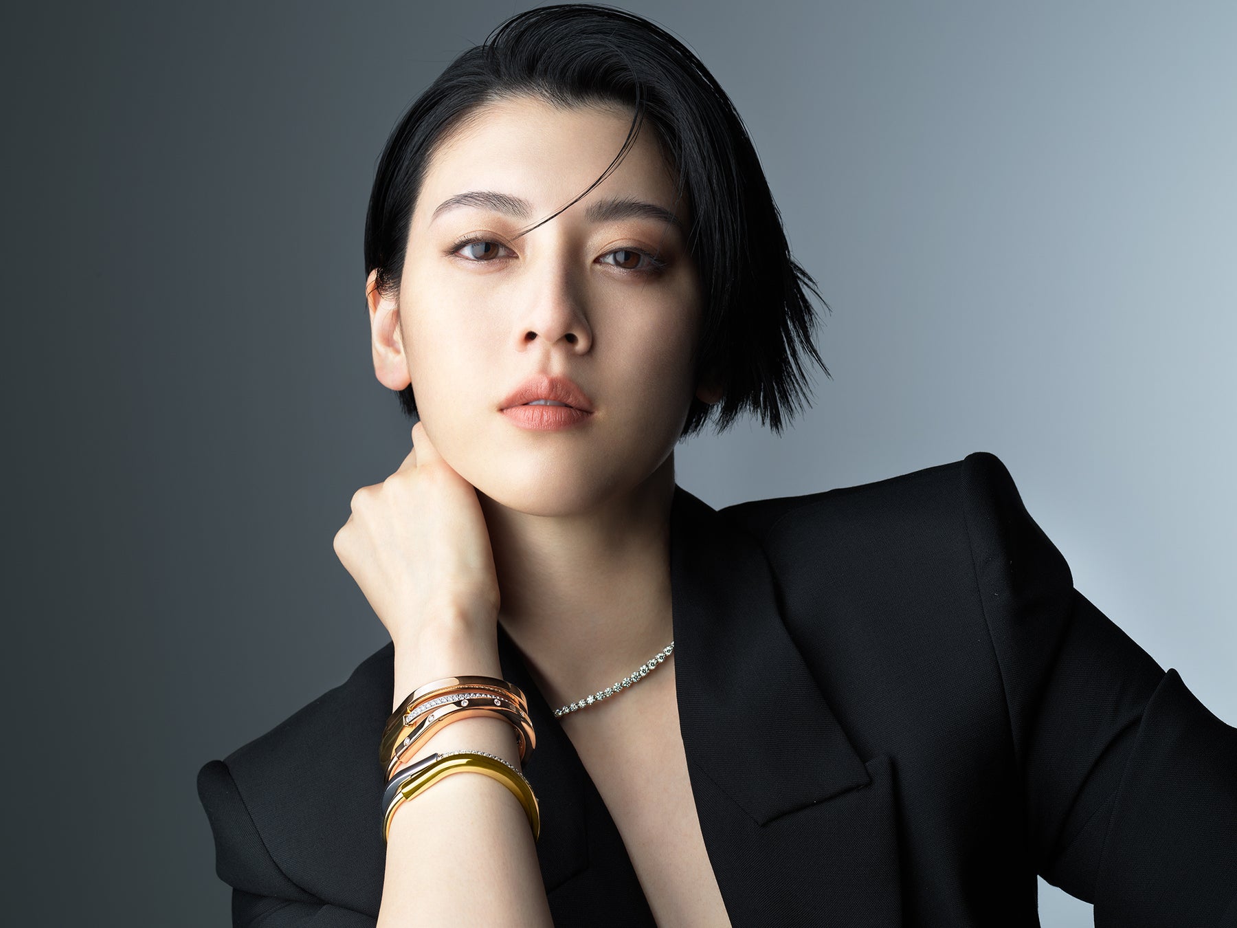 三吉彩花 モデルプレス