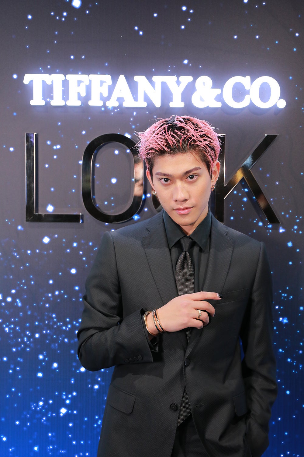 ティファニー、新作「ティファニー ロック」ポップアップストアの