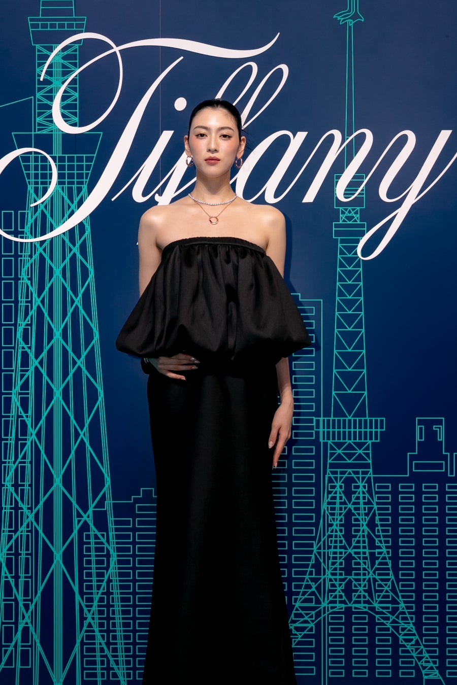 ใใฃใใกใใผใใใใฃใใกใใผ่กจๅ้ใใฎใชใผใใใณใฐใ็ฅใใฆ็ๅคงใชใคใใณใใ้ๅฌ | ใใฃใใกใใผใปใขใณใใปใซใณใใใผใปใธใฃใใณใปใคใณใฏใฎใใฌในใชใชใผใน