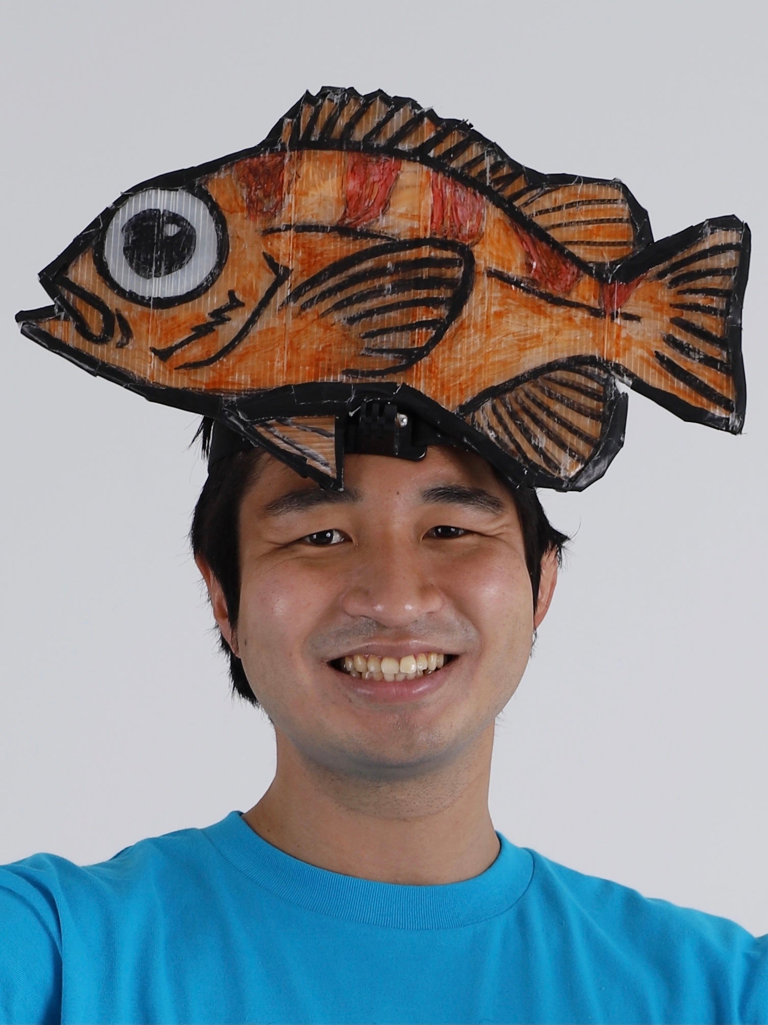 ▲さかな芸人ハットリ