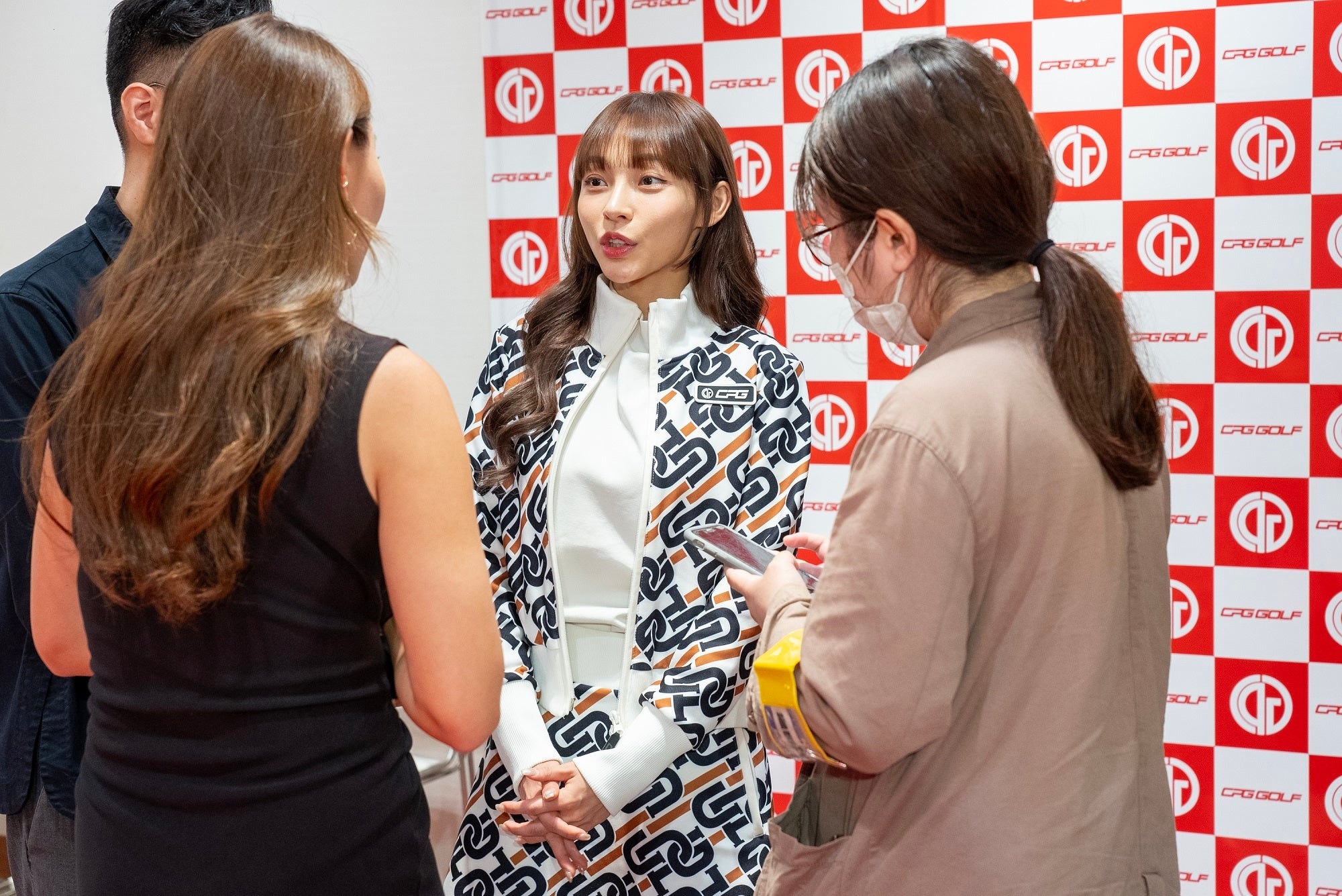 取材に関しても丁寧に笑顔で対応するリンシャン