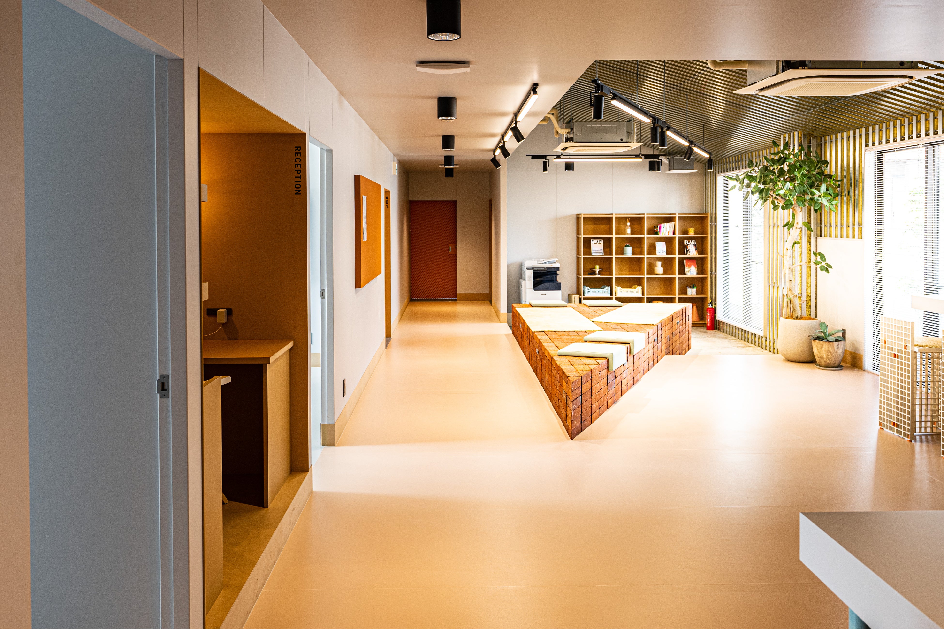 共有ラウンジスペース