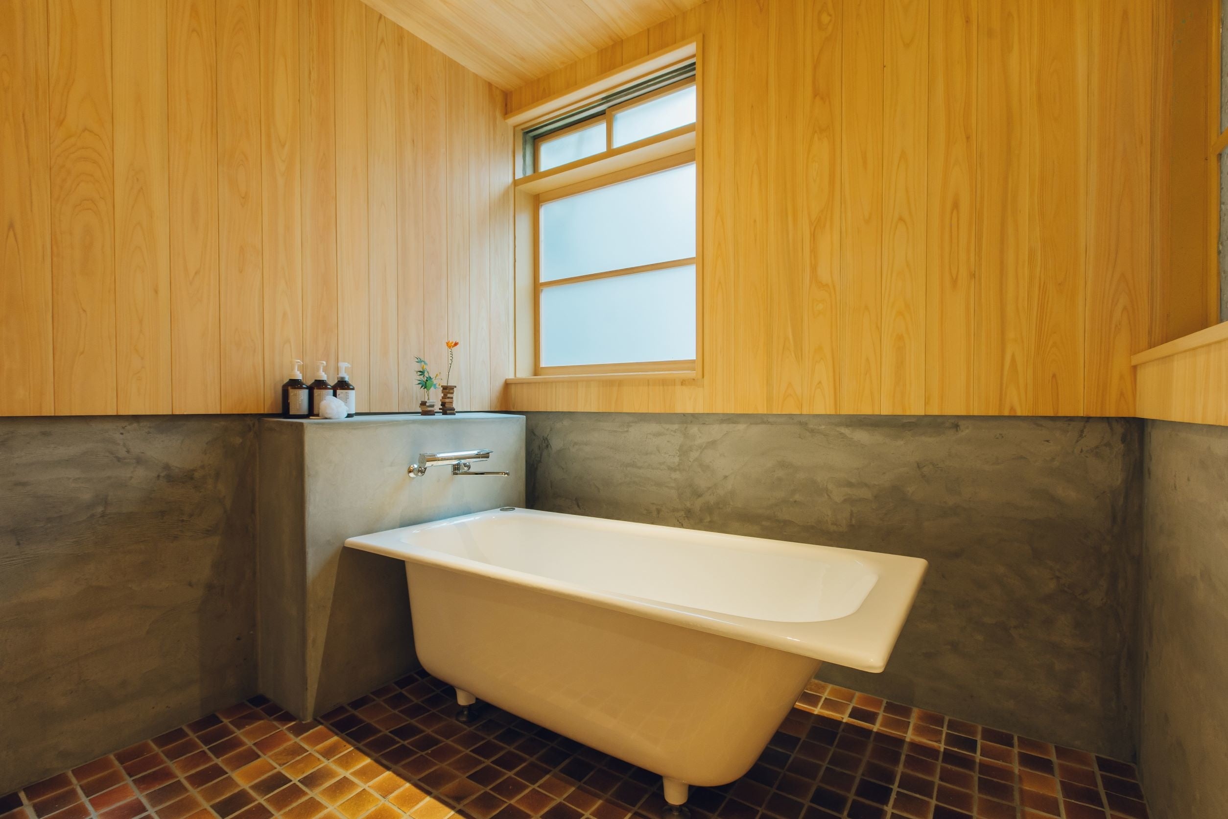 スイートルームには浴槽あり。