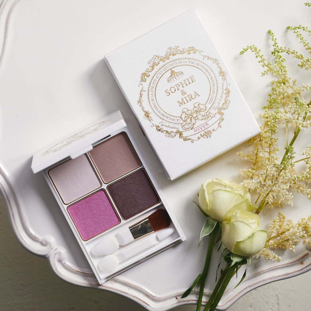 香りをテーマにした新ブランド「SOPHIE & MIRA」誕生 | 株式会社St